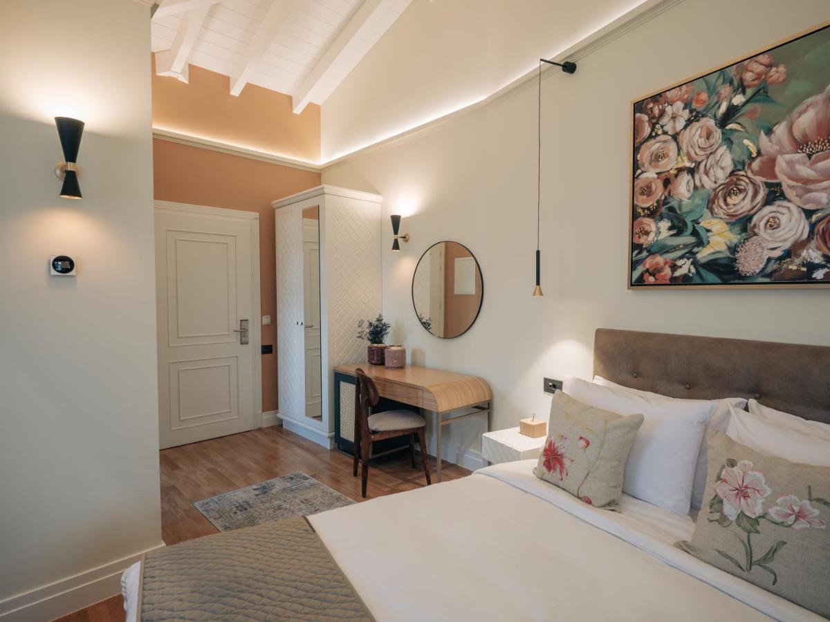 Castrello Old Town Hospitality Hotel Ioannina Exterior foto
